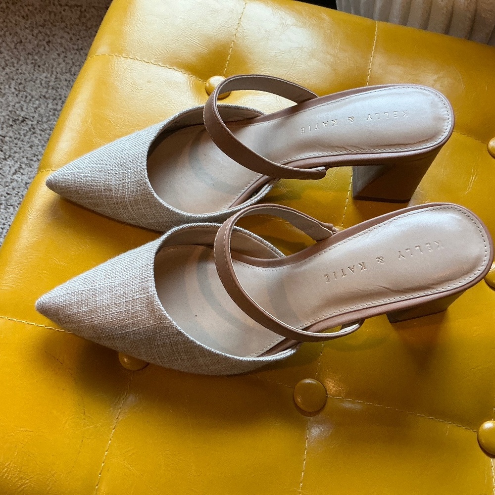 Heeled Mule